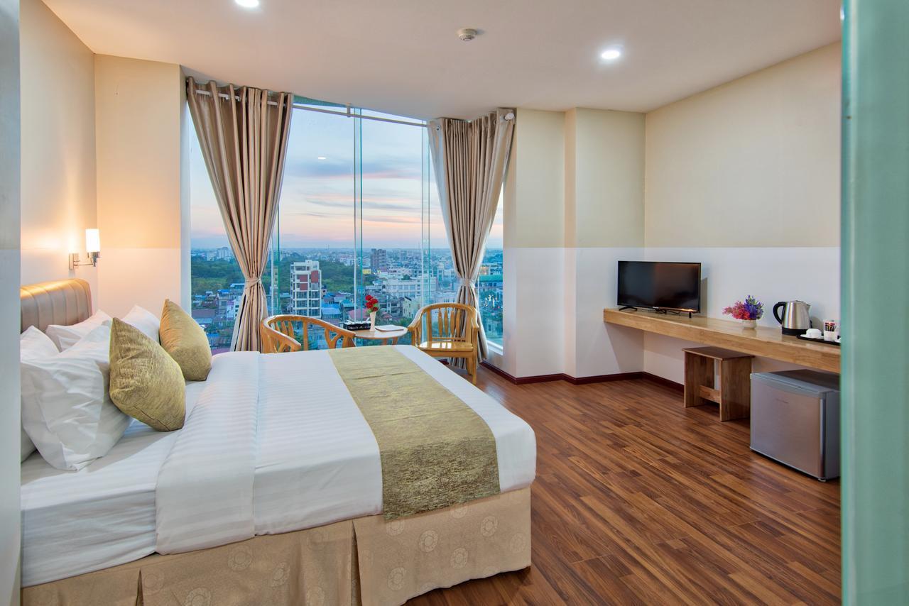 Gold Leaf Hotel Mandalay Exterior foto